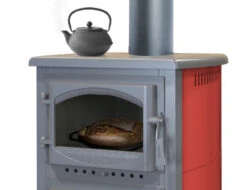 EEK A - Kaminofen Mit Backfach Und Herdplatte Cucina Bordeaux - 9,7kW -Napoleon Geschaft CUCINA rot 1000b