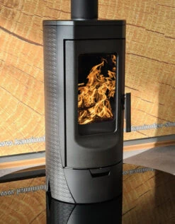 EEK A+ Design-Gusskaminofen Plamen Tara, Raumluftunabhängig - 6kW