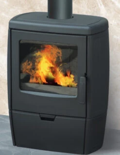 EEK A Gusskaminofen Plamen Alberto, Schwarz, Raumluftunabhängig - 8,6 KW -Napoleon Geschaft Plamen Alberto1