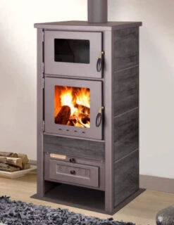 EEK A Kaminofen Mit Backfach Taurus Kachel Black – 12kW