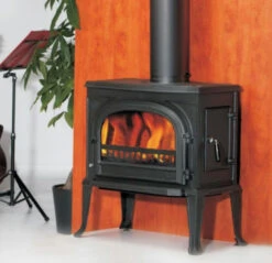 EEK A+ - Guss-Kaminofen Globe Fire Uranus - 7kW